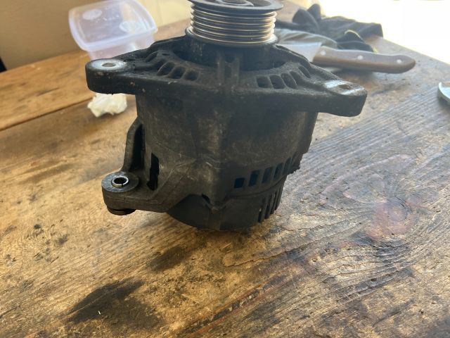 bontott FORD ESCORT Generátor