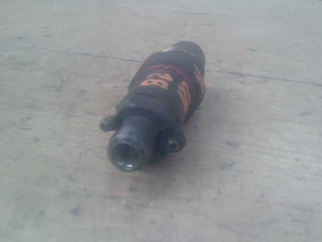 bontott FORD ESCORT Porlasztó (1 db)