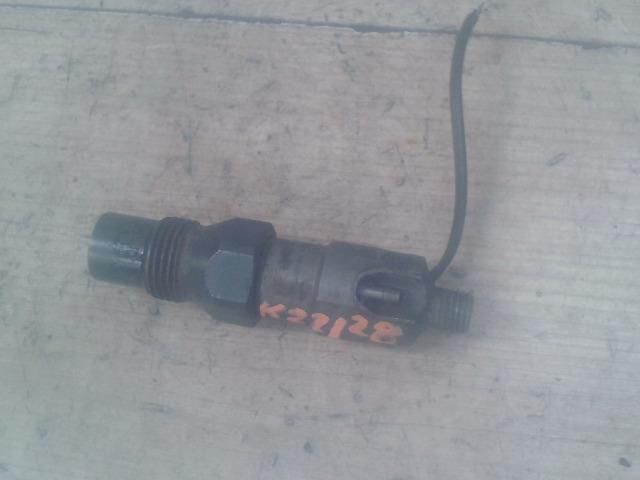 bontott FORD ESCORT Porlasztó (1 db)