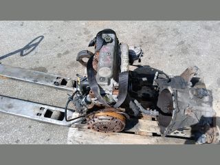 bontott FORD ESCORT Motor (Fűzött blokk hengerfejjel)