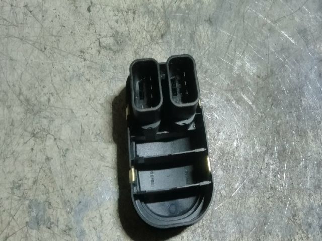 bontott FORD ESCORT Bal első Ablakemelő Kapcsoló