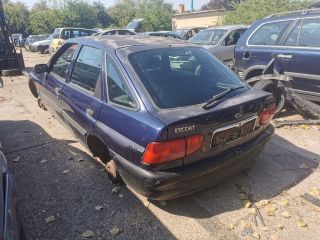 bontott FORD ESCORT Bal első Ajtó (Részeivel)