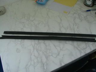 bontott FORD ESCORT Bal első Vízlehúzó Gumicsík