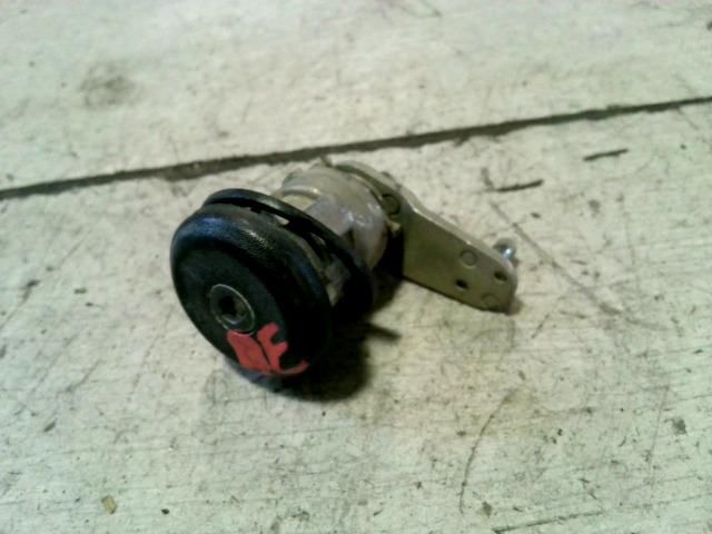 bontott FORD ESCORT Bal első Zárbetét