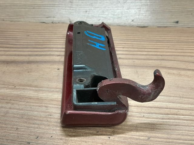 bontott FORD ESCORT Bal hátsó Külső Kilincs