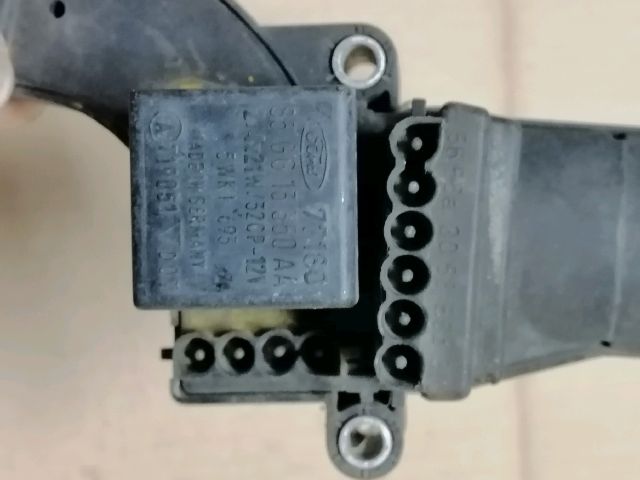 bontott FORD ESCORT Bal Kormánykapcsoló Irányjelző