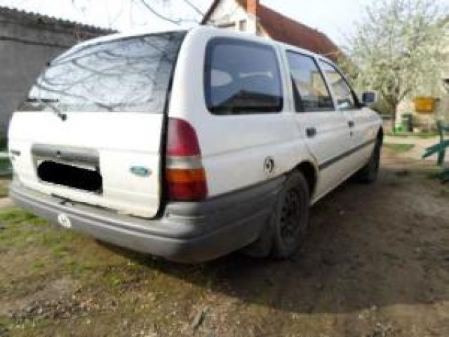 bontott FORD ESCORT Csomagtér Roló