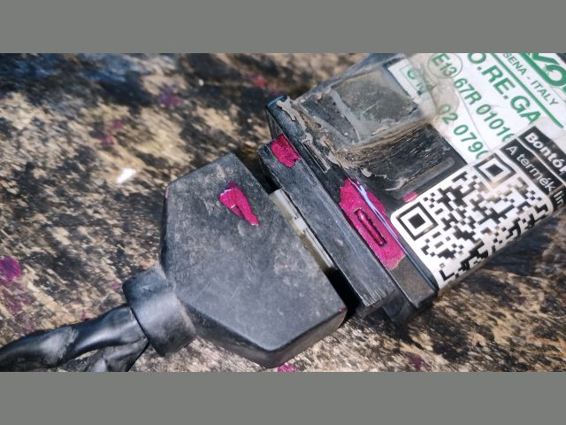 bontott FORD ESCORT Elektronika (Magában)