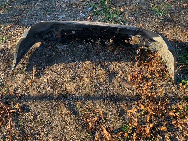 bontott FORD ESCORT Első Lökhárító (Részeivel)