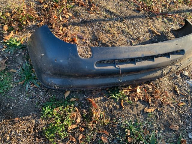 bontott FORD ESCORT Első Lökhárító (Részeivel)