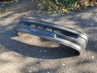 bontott FORD ESCORT Első Lökhárító (Részeivel)