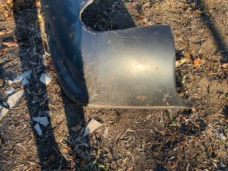 bontott FORD ESCORT Első Lökhárító (Részeivel)