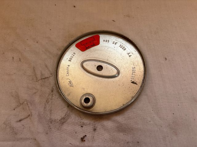 bontott FORD ESCORT Felniközép (1 db)