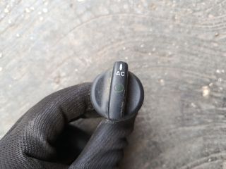bontott FORD ESCORT Fűtéskapcsoló (manuális klímás)