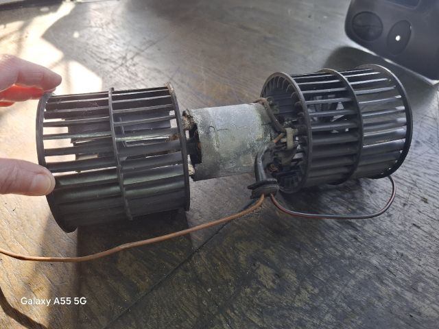 bontott FORD ESCORT Fűtőmotor (Klímás)