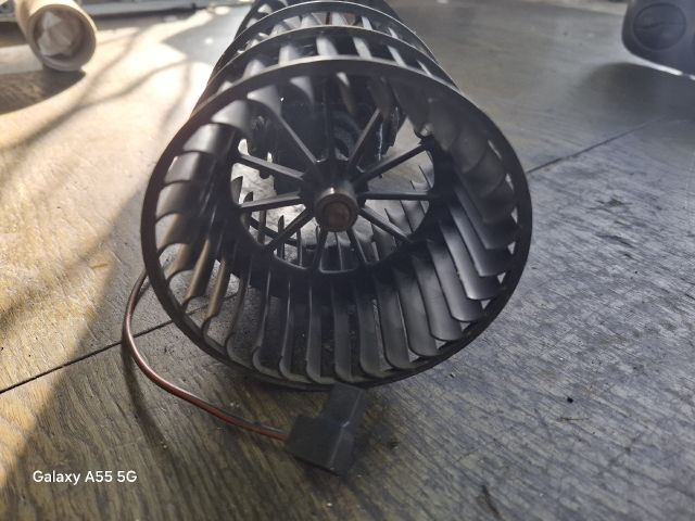 bontott FORD ESCORT Fűtőmotor (Klímás)