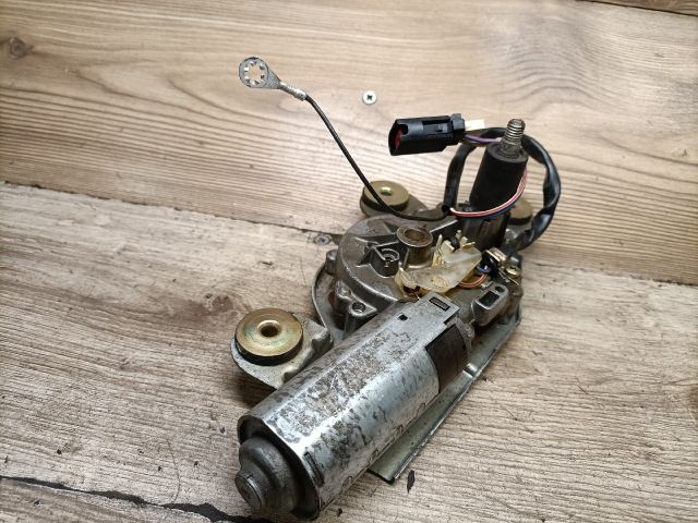 bontott FORD ESCORT Hátsó Ablaktörlő Motor