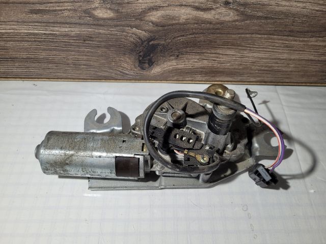 bontott FORD ESCORT Hátsó Ablaktörlő Motor