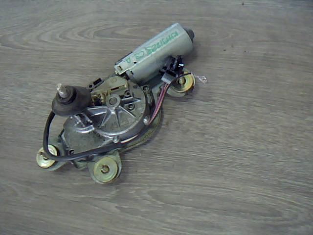 bontott FORD ESCORT Hátsó Ablaktörlő Motor