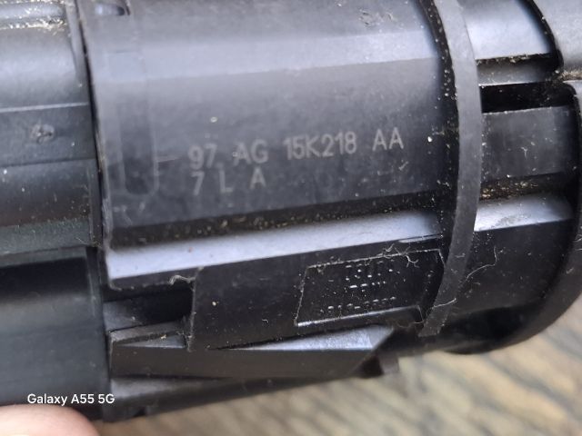 bontott FORD ESCORT Hátsó Ködzárófény Kapcsoló