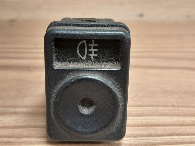 bontott FORD ESCORT Hátsó Ködzárófény Kapcsoló