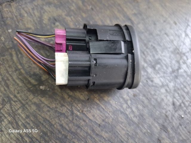 bontott FORD ESCORT Hátsó Ködzárófény Kapcsoló