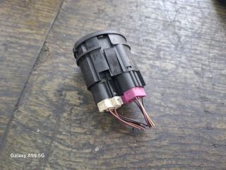 bontott FORD ESCORT Hátsó Ködzárófény Kapcsoló