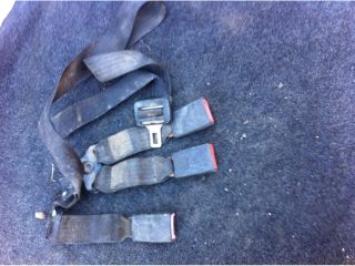 bontott FORD ESCORT Hátsó középső Biztonsági Öv Csat