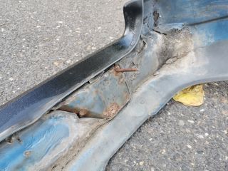 bontott FORD ESCORT Hátsó Lökhárító (Részeivel)