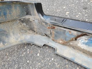 bontott FORD ESCORT Hátsó Lökhárító (Részeivel)