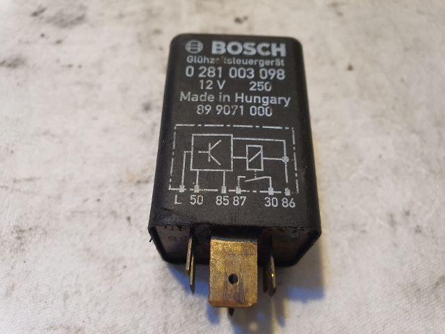 bontott FORD ESCORT Izzító Relé