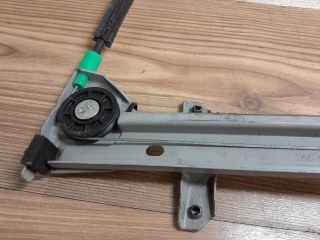 bontott FORD ESCORT Jobb első Ablakemelő Szerkezet (Mechanikus)