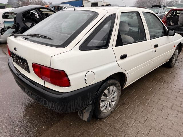 bontott FORD ESCORT Jobb első Ajtó (Részeivel)