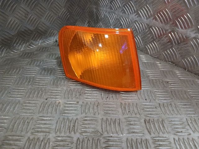 bontott FORD ESCORT Jobb első Irányjelző