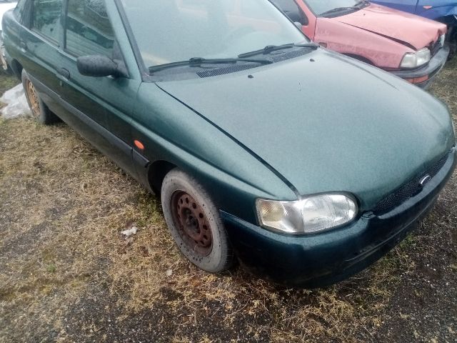 bontott FORD ESCORT Jobb első Sárvédő