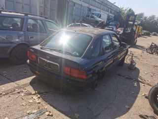 bontott FORD ESCORT Jobb hátsó Ajtó (Részeivel)