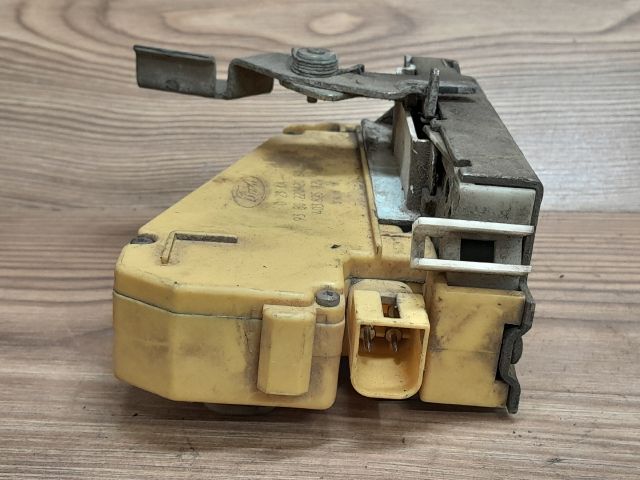 bontott FORD ESCORT Jobb hátsó Ajtózár