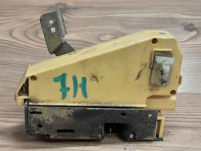 bontott FORD ESCORT Jobb hátsó Ajtózár