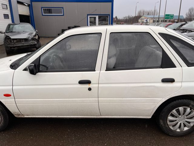 bontott FORD ESCORT Jobb Hátsó Lámpa