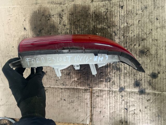 bontott FORD ESCORT Jobb Hátsó Lámpa