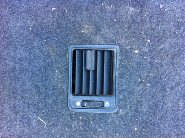 bontott FORD ESCORT Jobb Szellőző