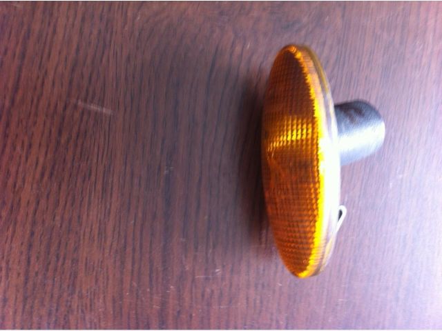 bontott FORD ESCORT Sárvédő Irányjelző (Pozíciófüggetlen)