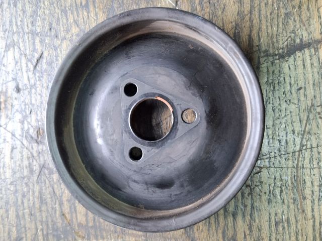 bontott FORD ESCORT Szervó Szivattyú Szíjtárcsa