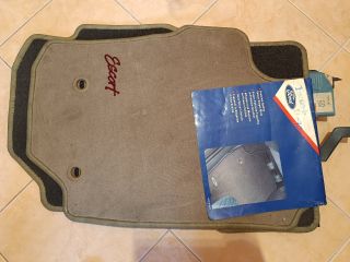 bontott FORD ESCORT Szőnyeg Szett