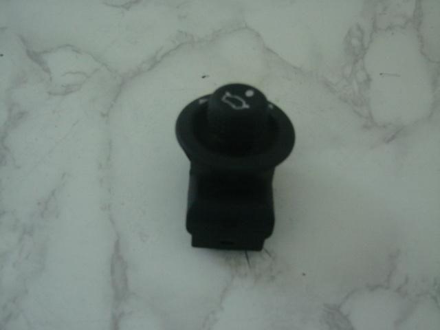 bontott FORD ESCORT Tükör Kapcsoló