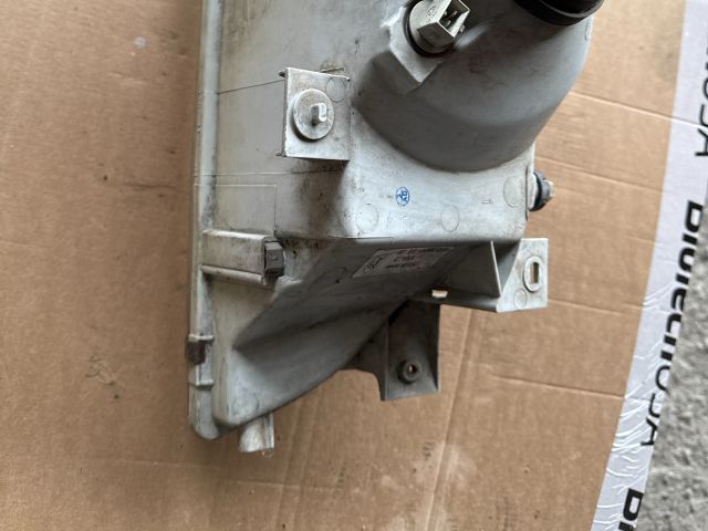 bontott FORD FIESTA II Bal Fényszóró