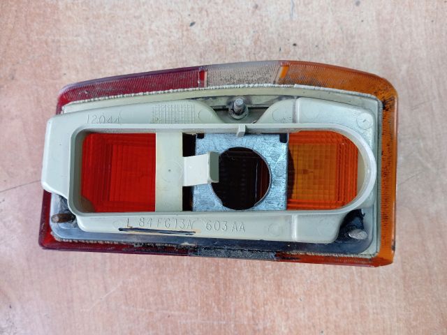 bontott FORD FIESTA II Bal Hátsó Lámpa