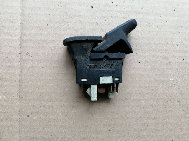 bontott FORD FIESTA II Hátsó Ablakfűtés Relé