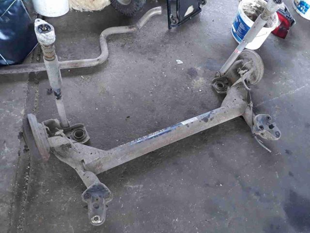 bontott FORD FIESTA II Hátsó Híd (Dobfékes)