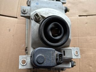 bontott FORD FIESTA II Jobb Fényszóró